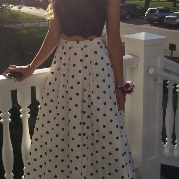 Prom Dress! - Picture 3 of 6